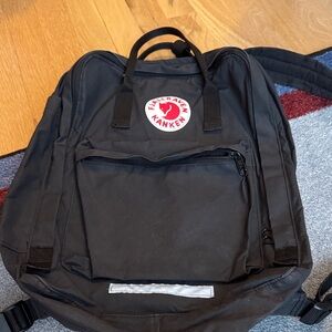 Kånken Black Backpack